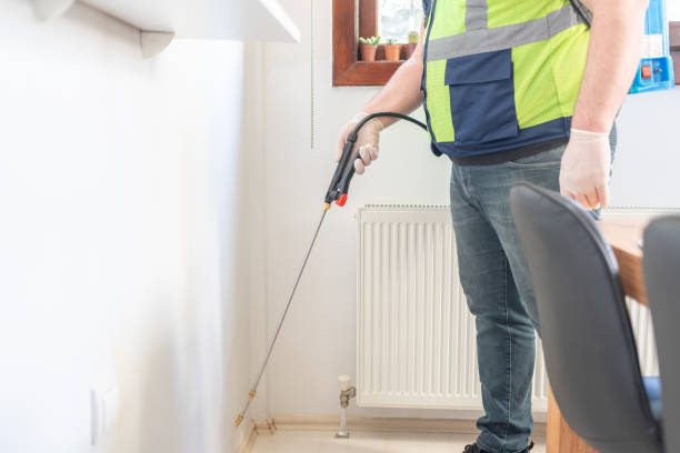 Best Emergency Pest Control  in Fayetteville, PA